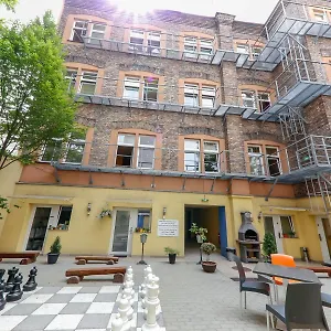 Do Step - & Hostel Vienna